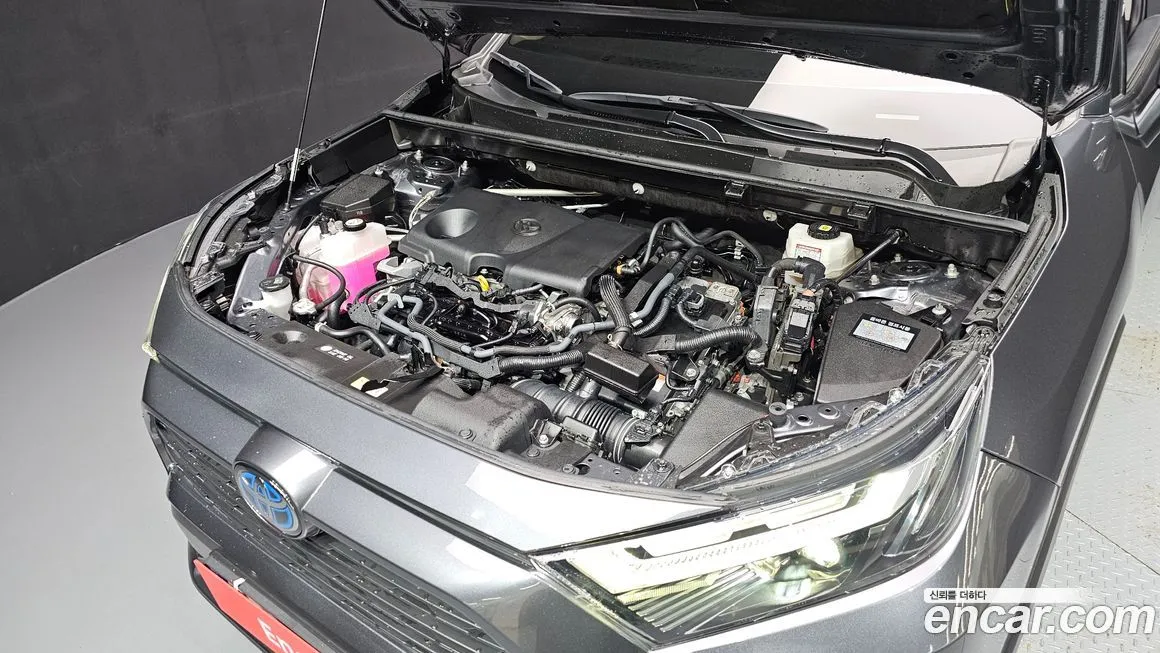 Toyota RAV4 2023 из KR, фото 6