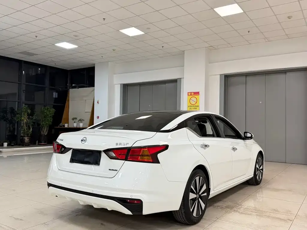 Nissan Teana 2022 из CN, фото 5