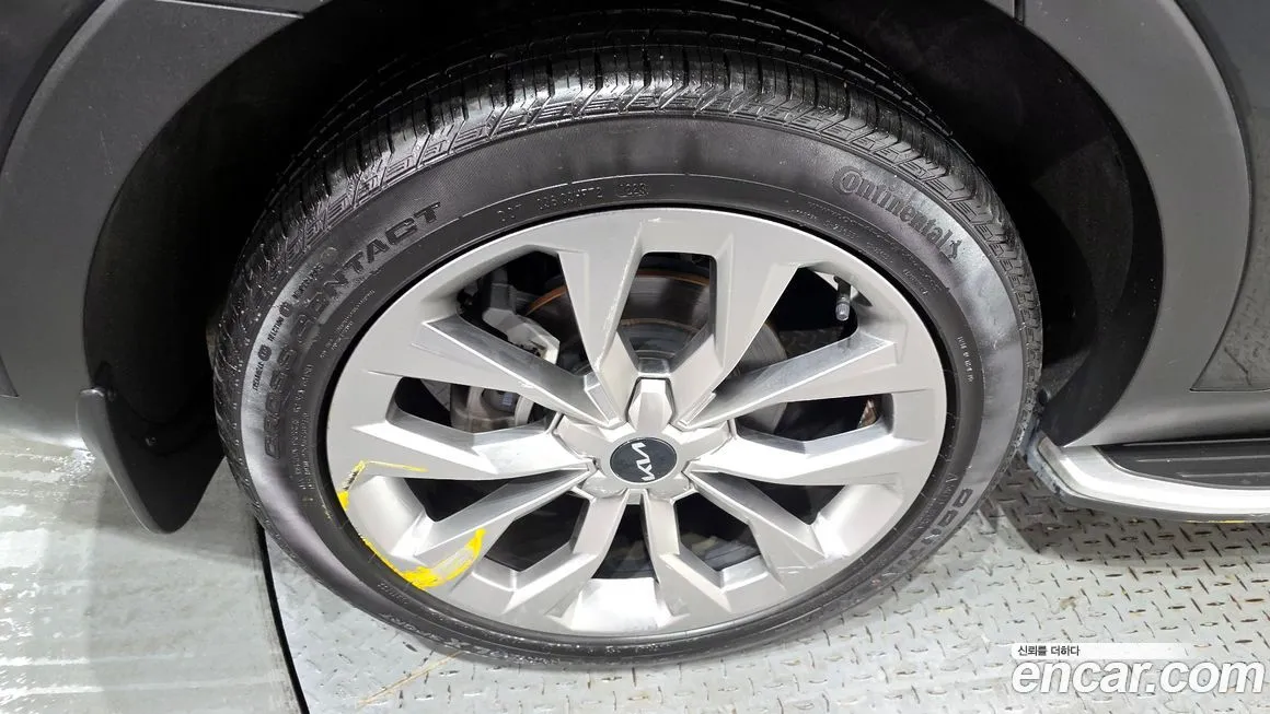 Kia Sorento — фото 5
