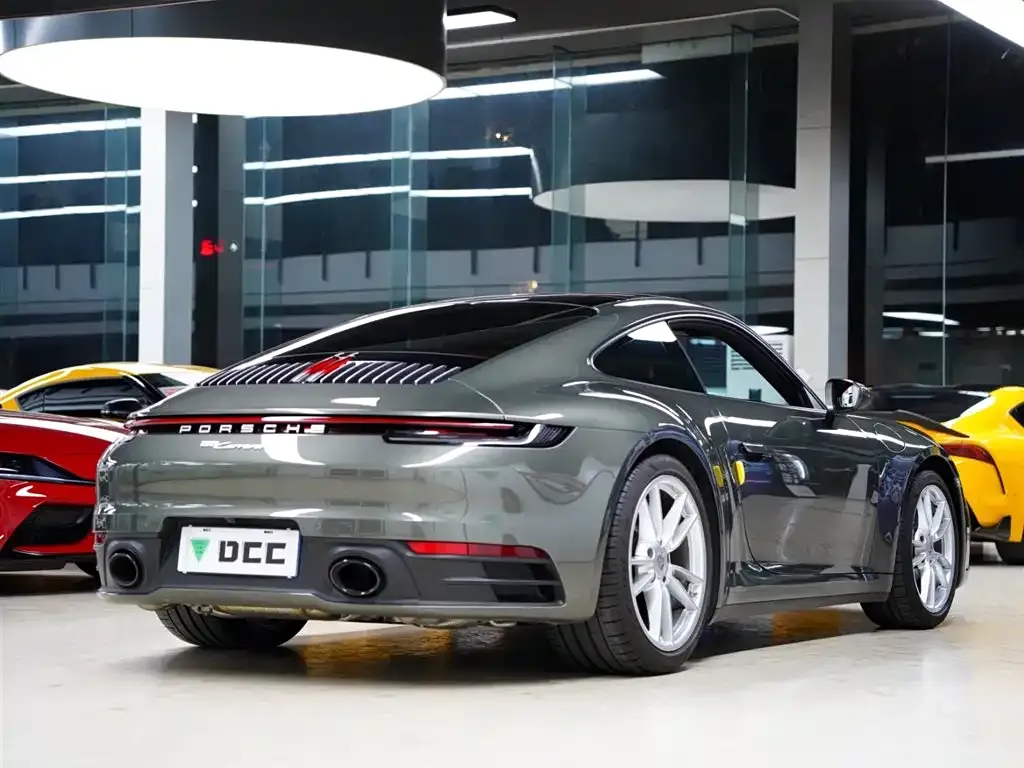 Porsche 911 2024 из CN, фото 8
