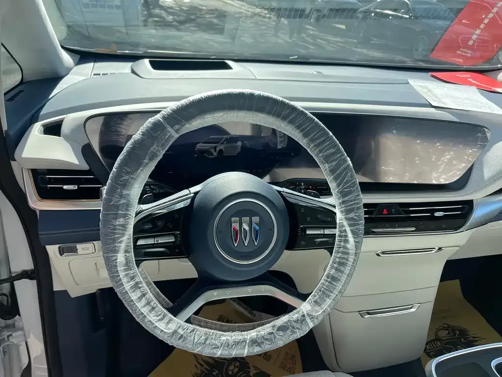 Buick Century 2025 из CN, фото 5