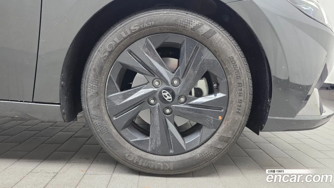 Hyundai AVANTE — фото 5