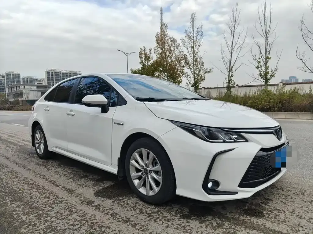 Toyota Corolla 2024 из CN, фото 3