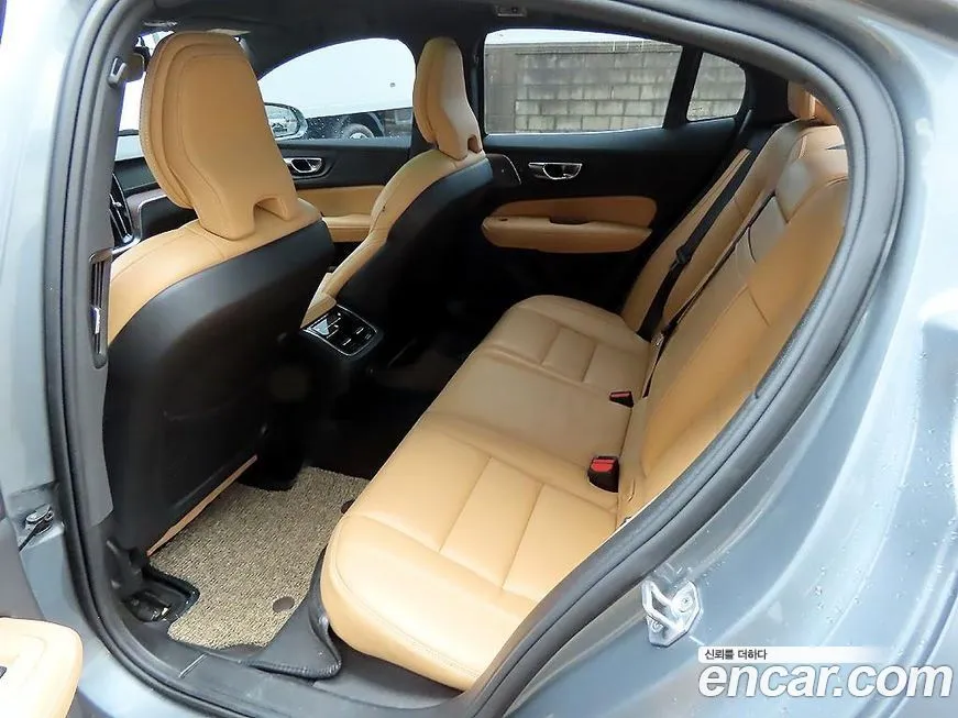 Volvo S60 2021 из KR, фото 6