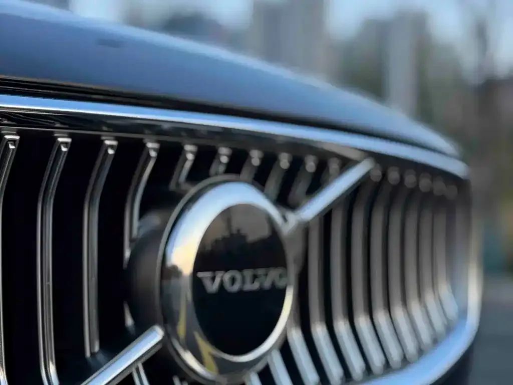 Volvo S90 — фото 6