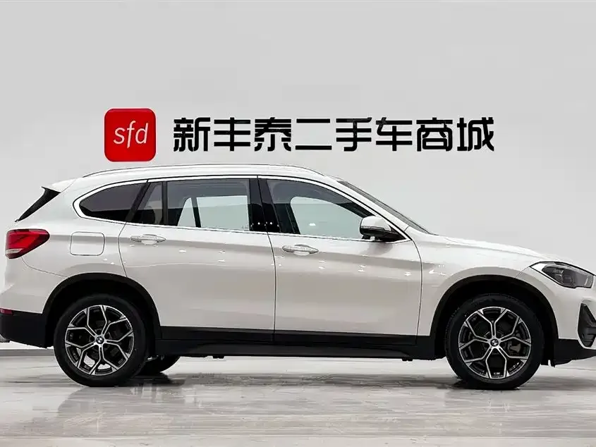 BMW X1 2022 из CN, фото 3
