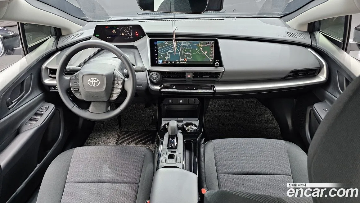 Toyota Prius 2024 из KR, фото 7