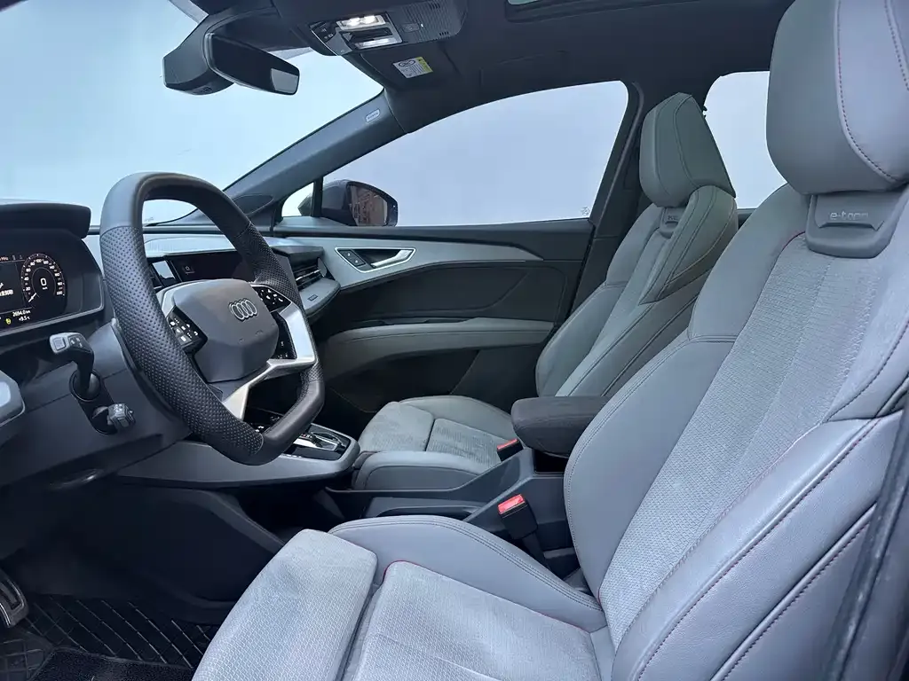 Audi Q5 e-tron 2024 из CN, фото 5