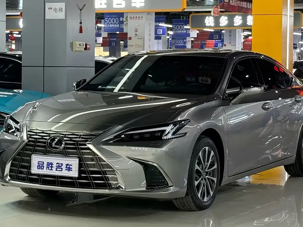 Lexus ES 2025 из CN, фото 1