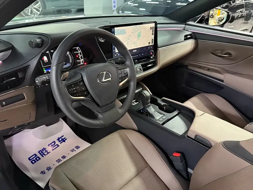 Lexus ES 2025 из CN, фото 9
