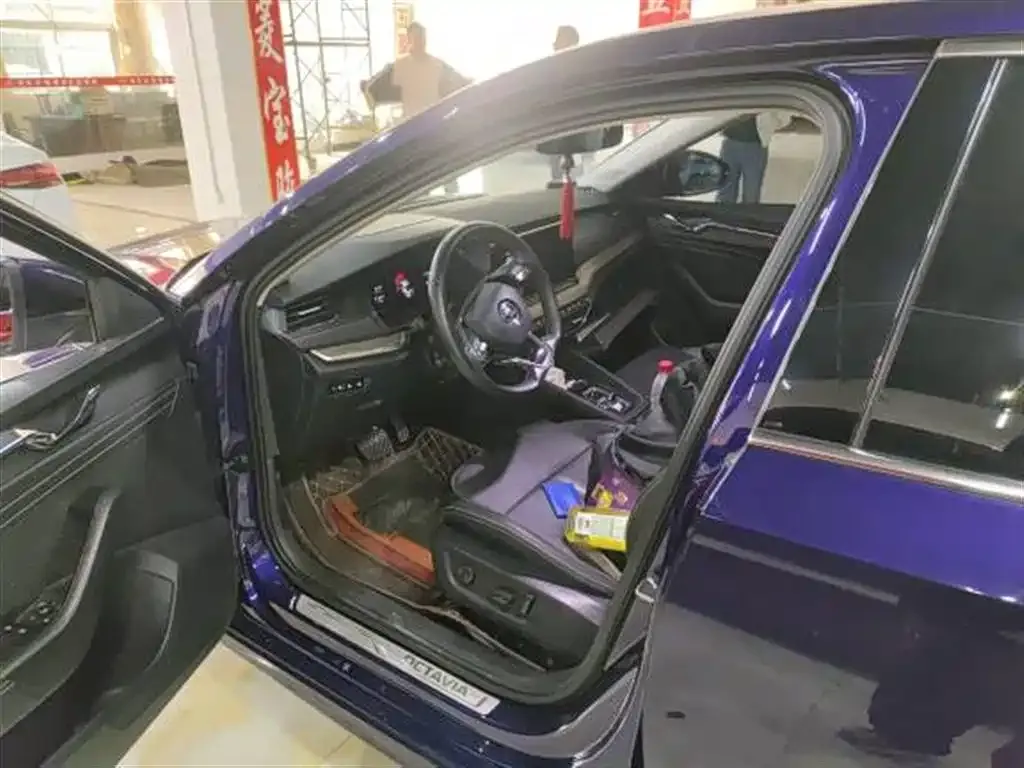 Skoda Octavia 2021 из CN, фото 7