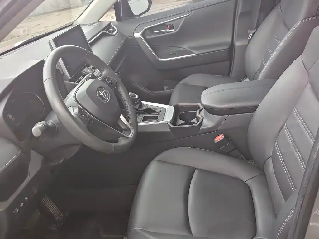 Toyota RAV4 2022 из CN, фото 7