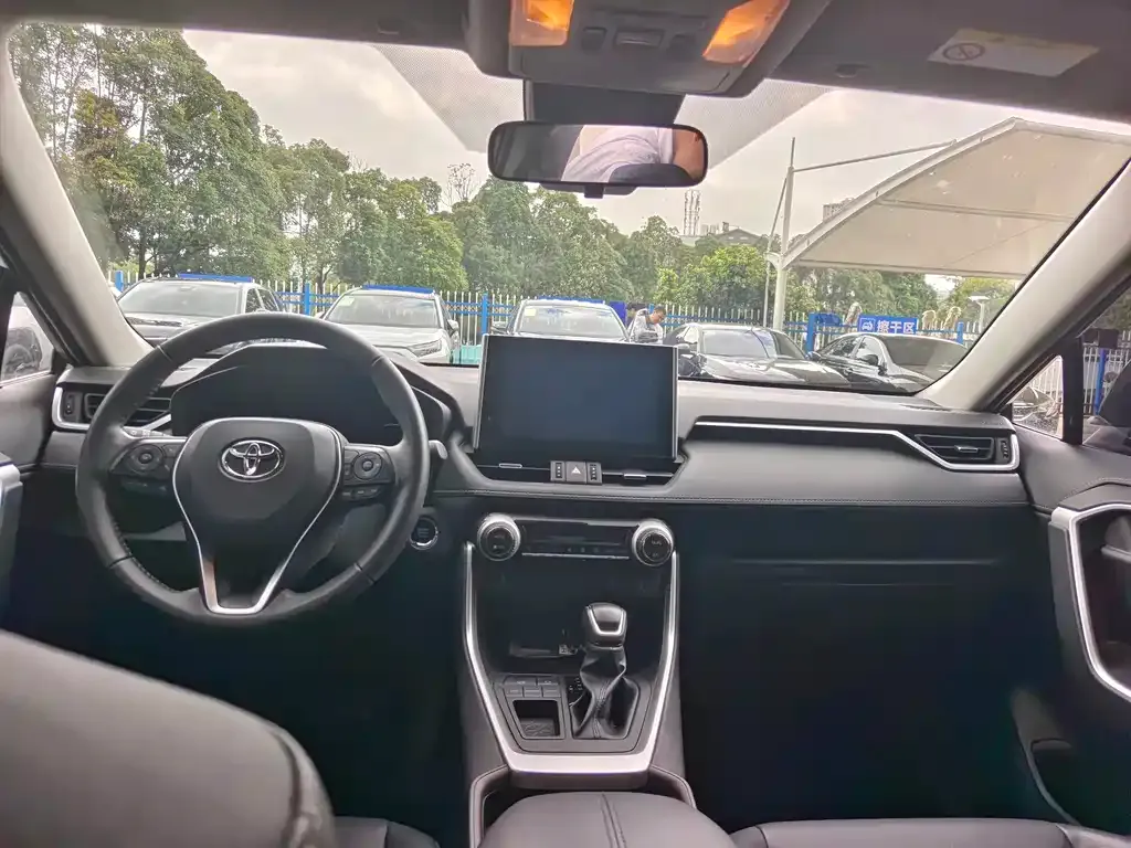 Toyota RAV4 2022 из CN, фото 9