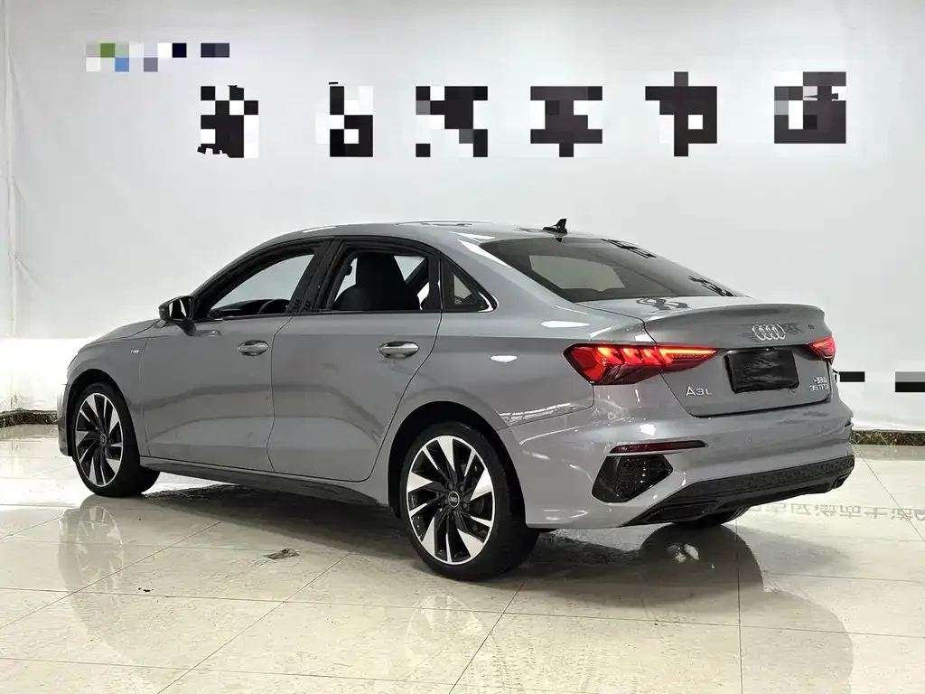 Audi A3 2023 из CN, фото 3