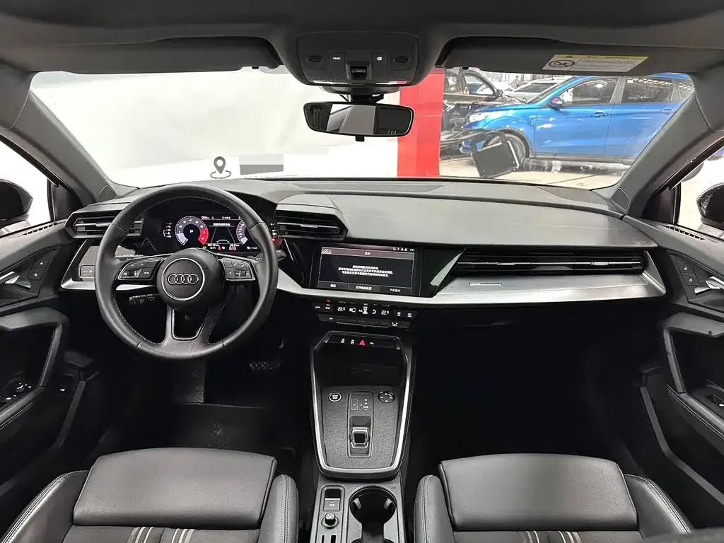 Audi A3 2023 из CN, фото 6