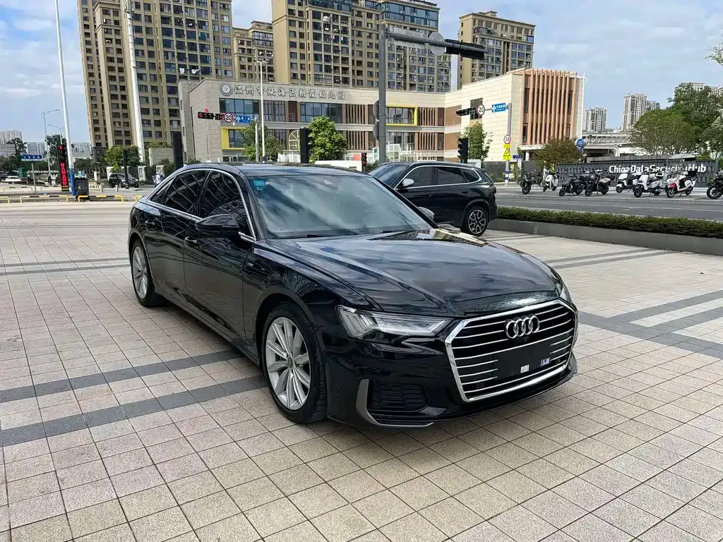 Audi A6L 2021 из CN, фото 1