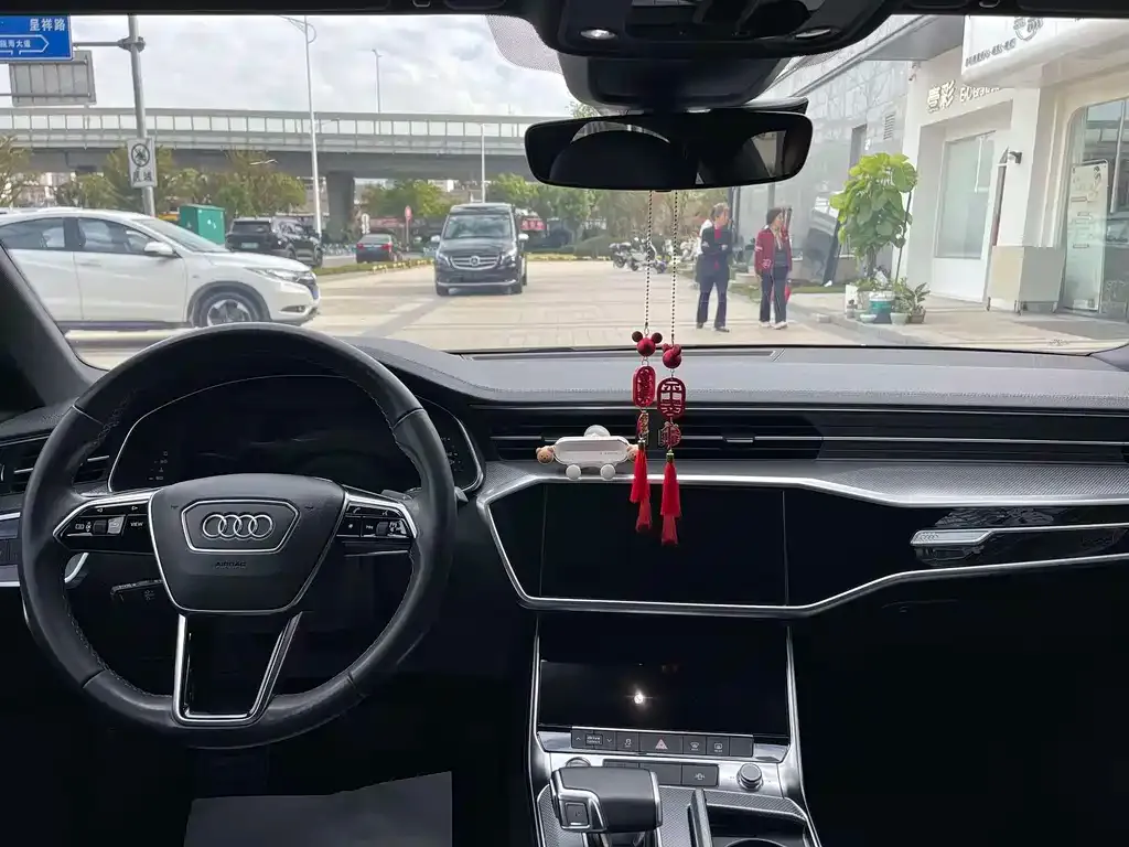 Audi A6L 2021 из CN, фото 8