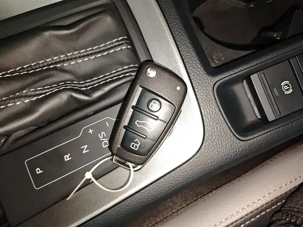 Audi Q3 2021 из CN, фото 9