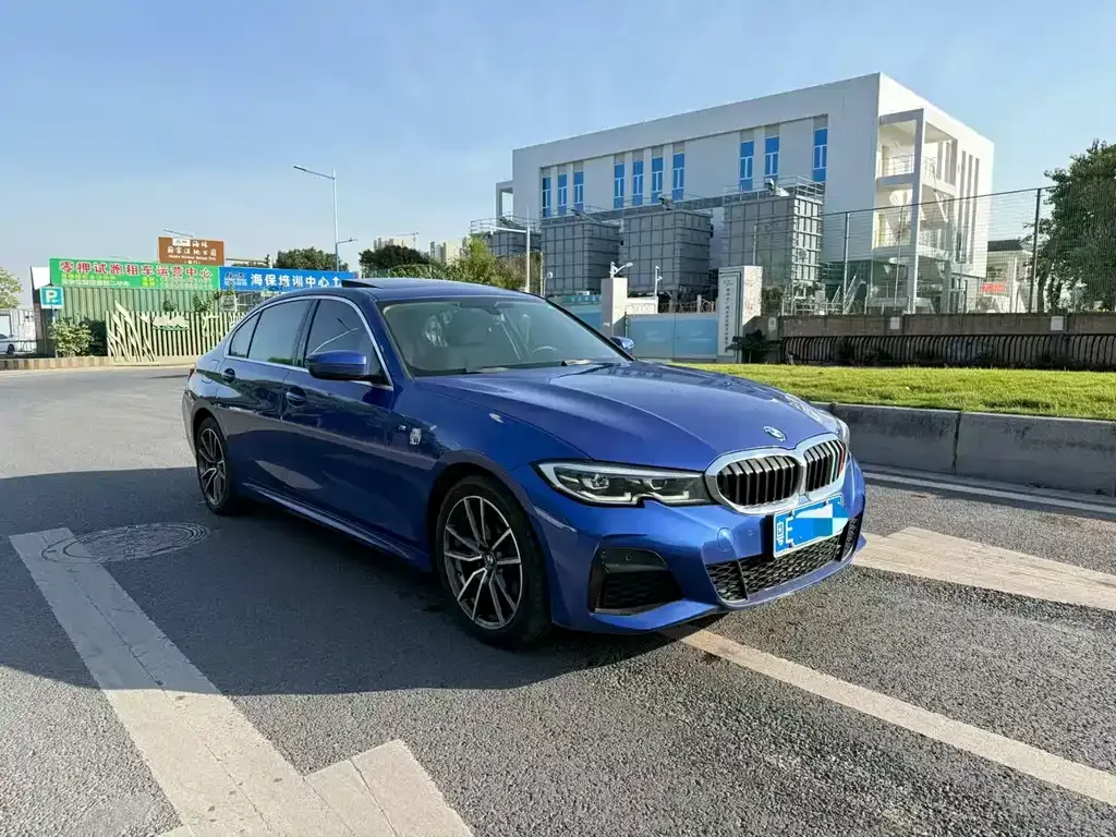 BMW 3 Series 2021 из CN, фото 2