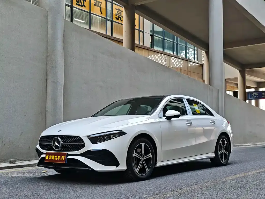 Mercedes-Benz A-Class 2025 из CN, фото 1
