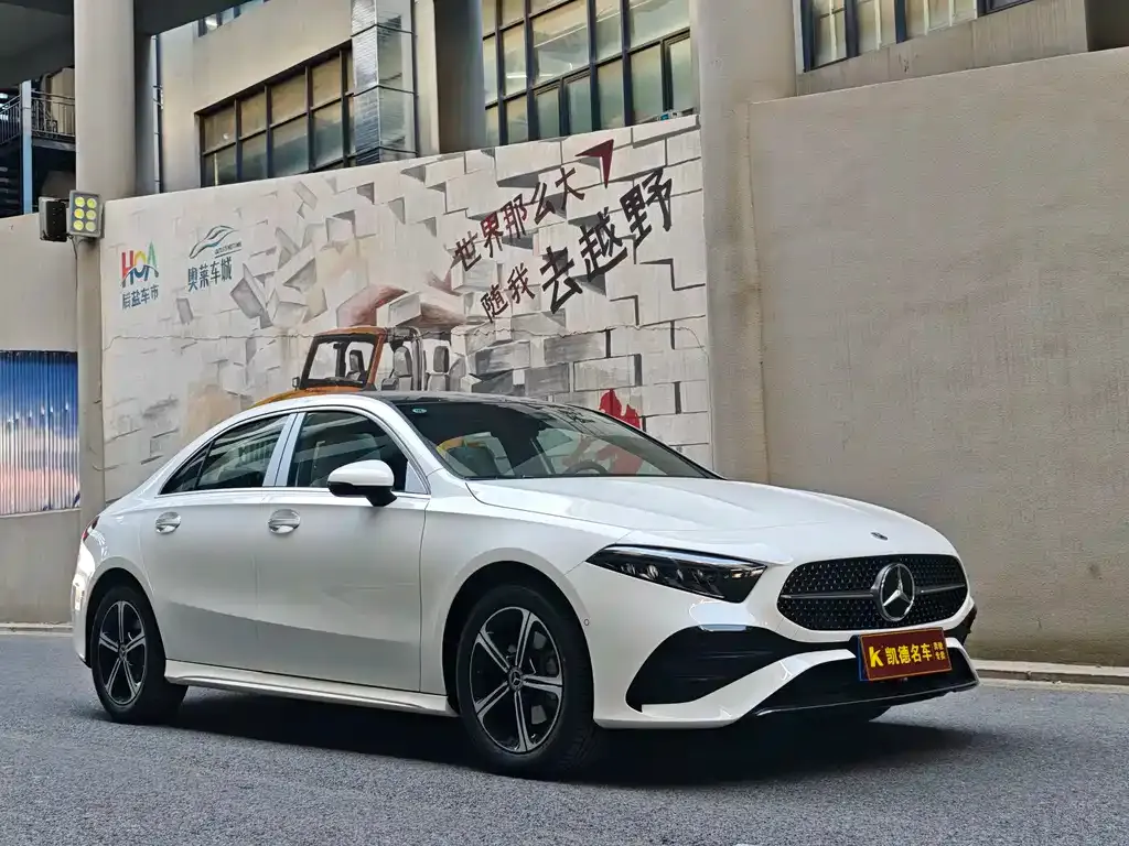 Mercedes-Benz A-Class 2025 из CN, фото 3