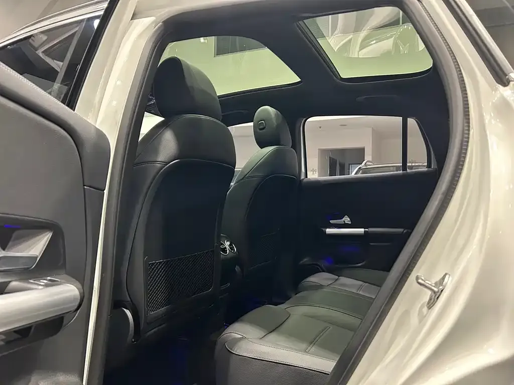 Mercedes-Benz GLA 2023 из CN, фото 8
