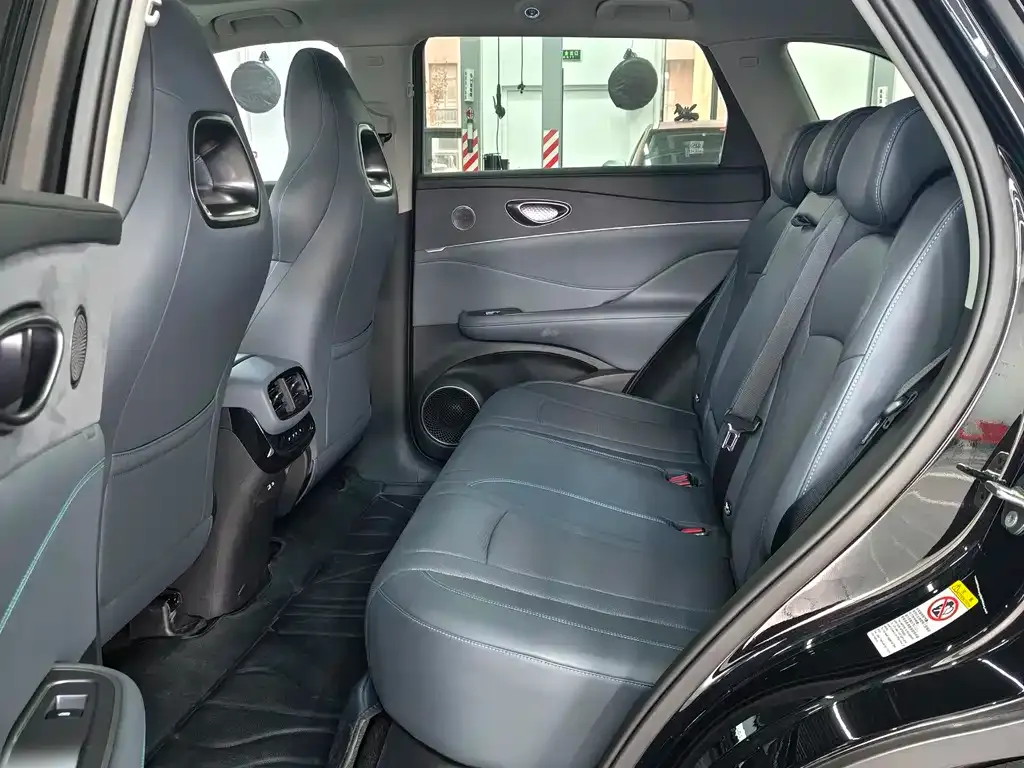 BYD Hiace 07 DM-i — фото 6