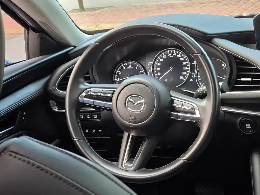 Mazda 3 Axela 2022 из CN, фото 10