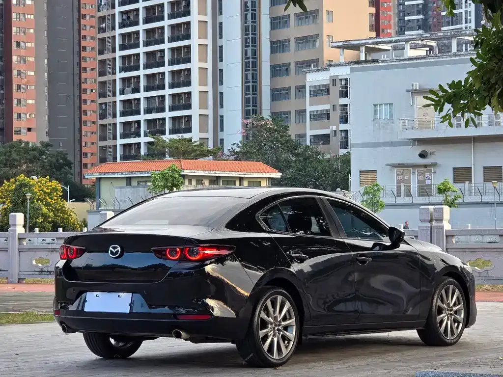 Mazda 3 Axela 2022 из CN, фото 9