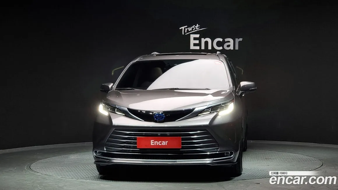 Toyota Sienna 2022 из KR, фото 3