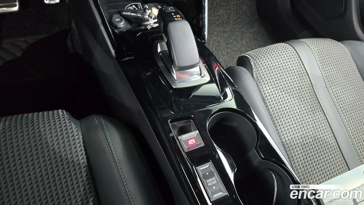 Peugeot 2008 2022 из KR, фото 9