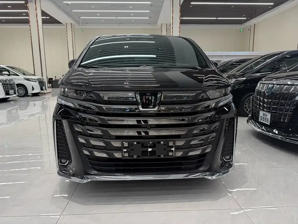 Toyota Vellfire 2023 из CN, фото 2
