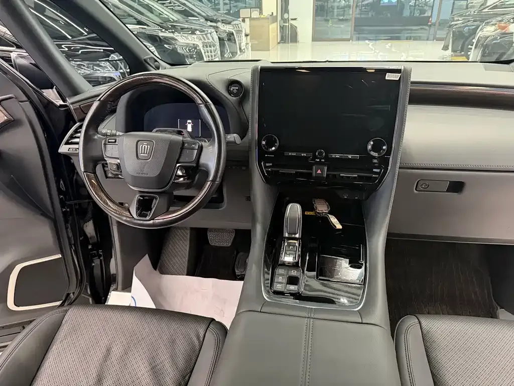Toyota Vellfire 2023 из CN, фото 7