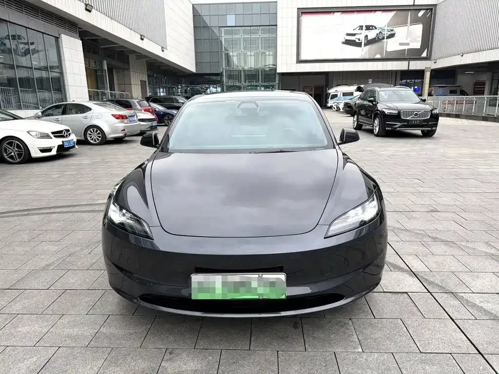 Tesla Model 3 2024 из CN, фото 2