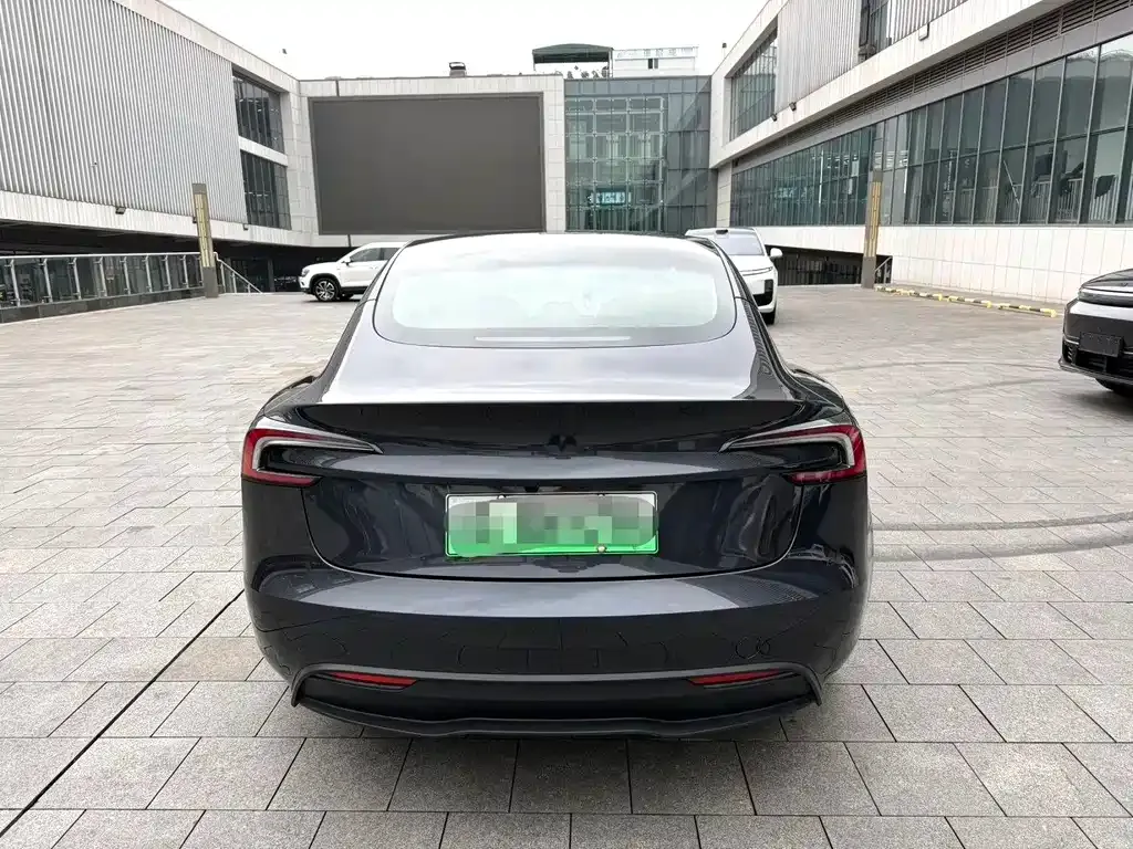 Tesla Model 3 2024 из CN, фото 5