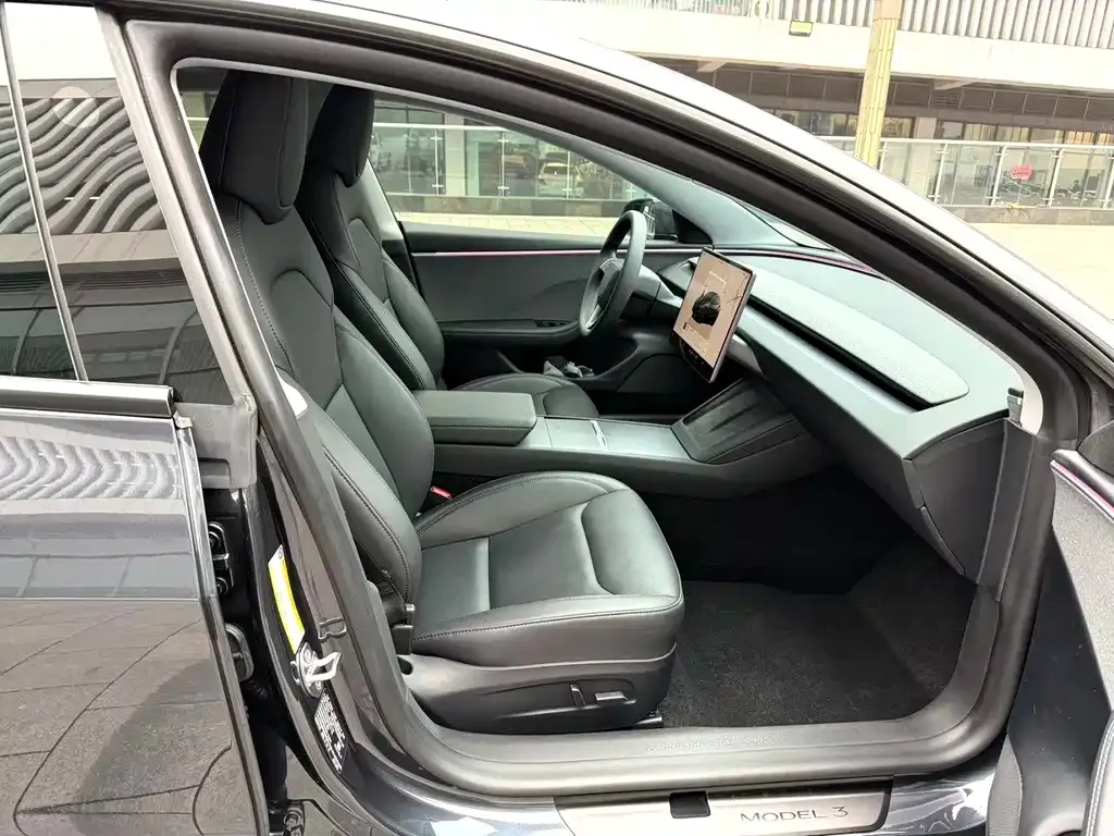 Tesla Model 3 2024 из CN, фото 8