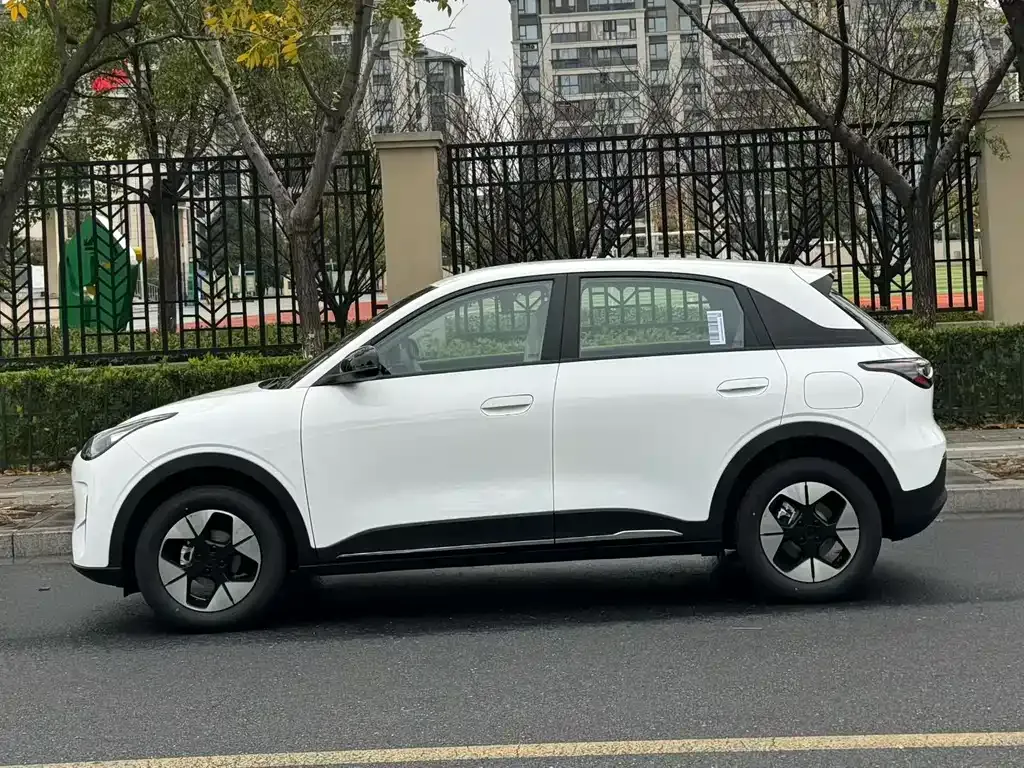 Geely Starburst 2025 из CN, фото 2