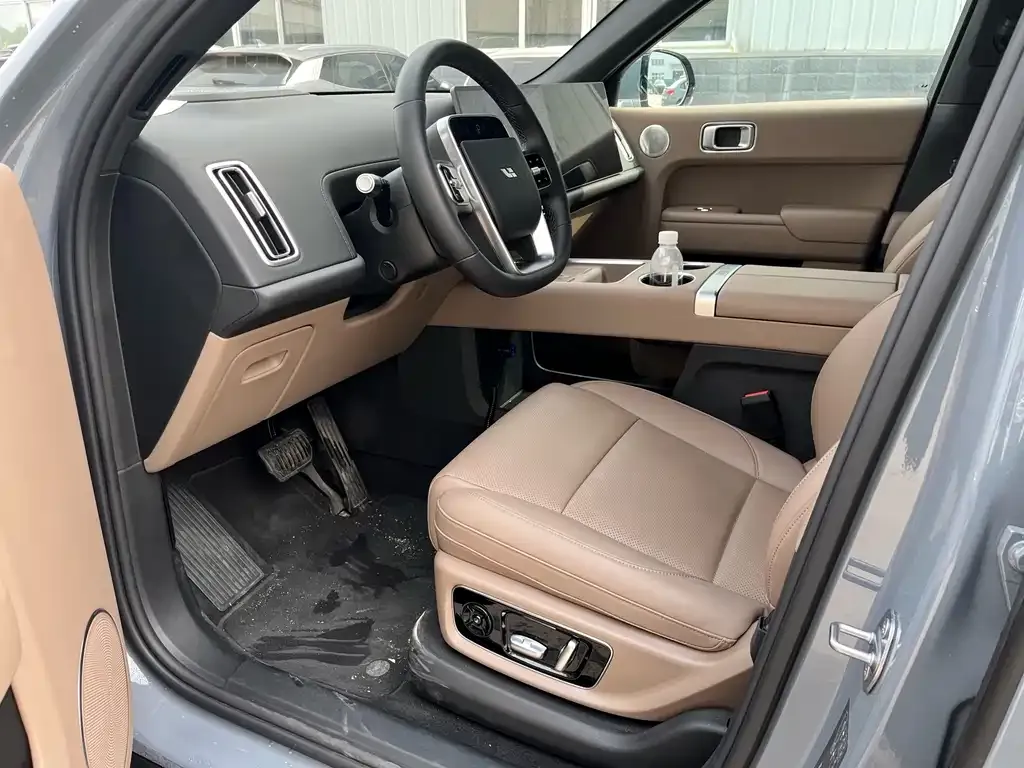 Li Auto L8 2025 из CN, фото 4