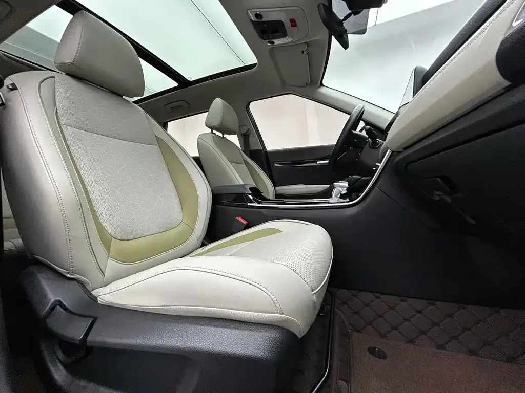 Kia Seltos 2023 из CN, фото 10