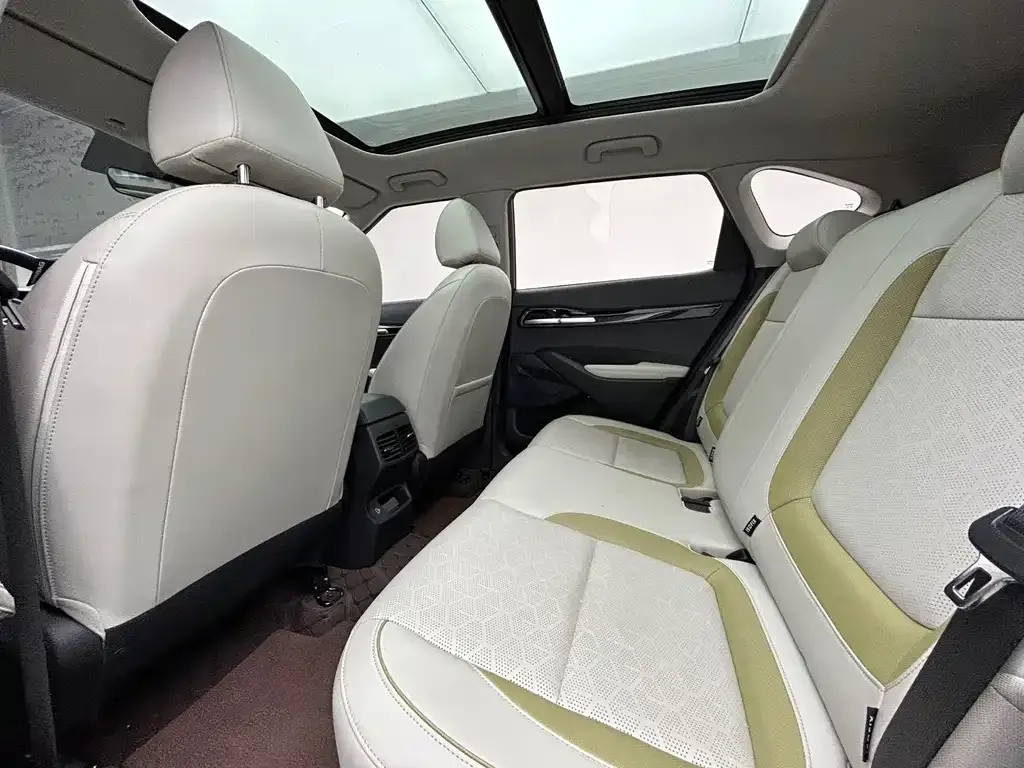 Kia Seltos 2023 из CN, фото 9