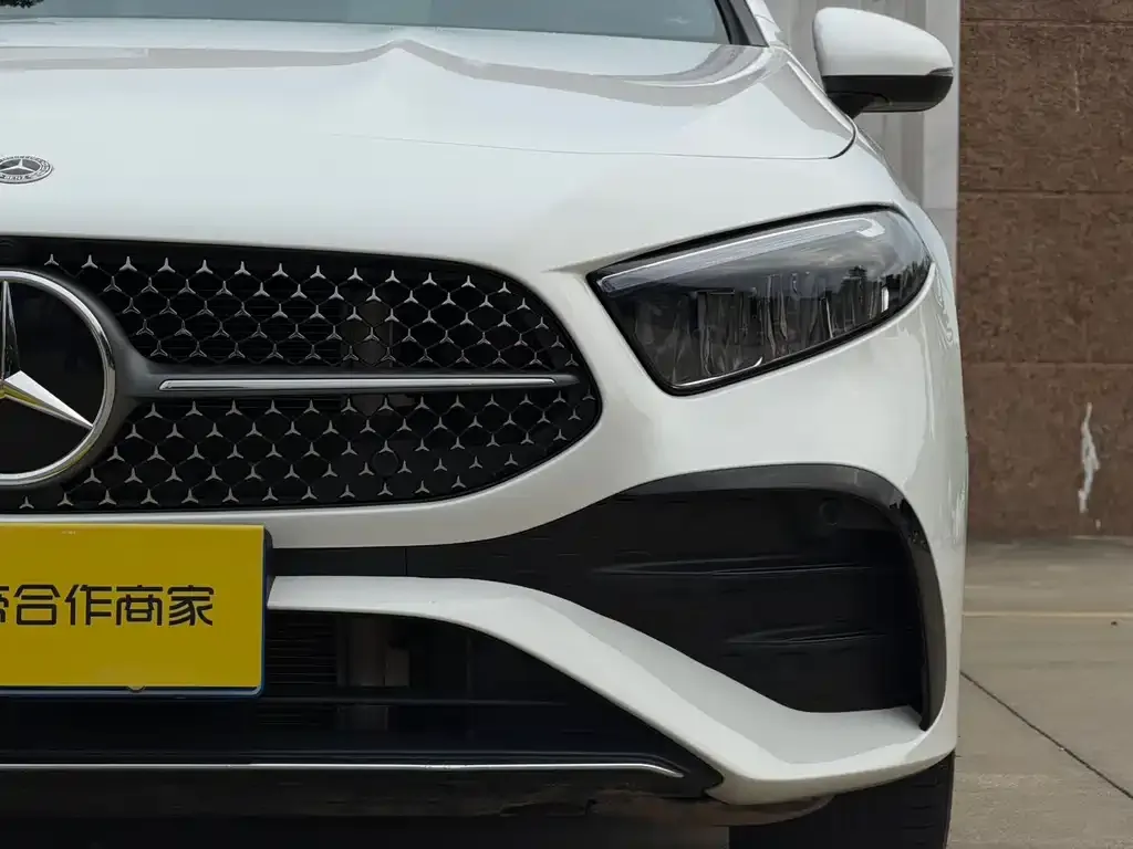 Mercedes-Benz A-Class 2024 из CN, фото 4