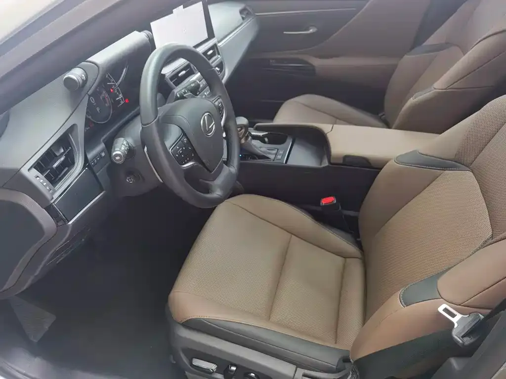 Lexus ES 2024 из CN, фото 6
