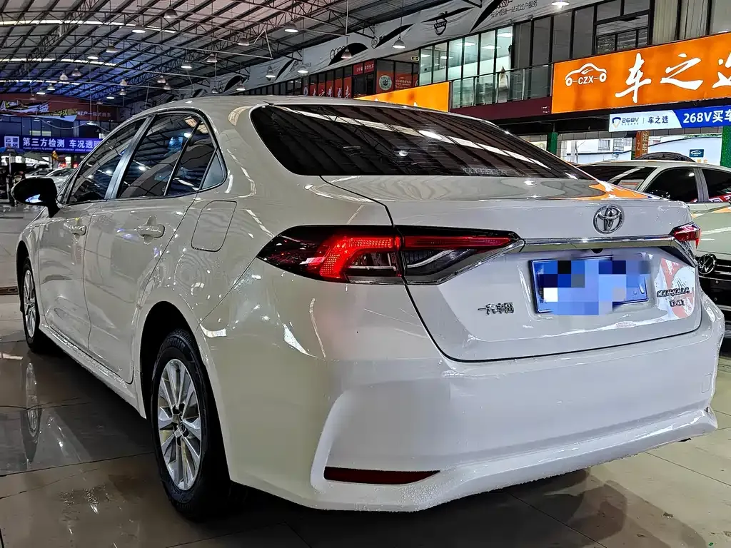 Toyota Corolla 2021 из CN, фото 4