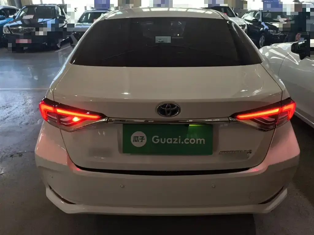 Toyota Corolla 2023 из CN, фото 6