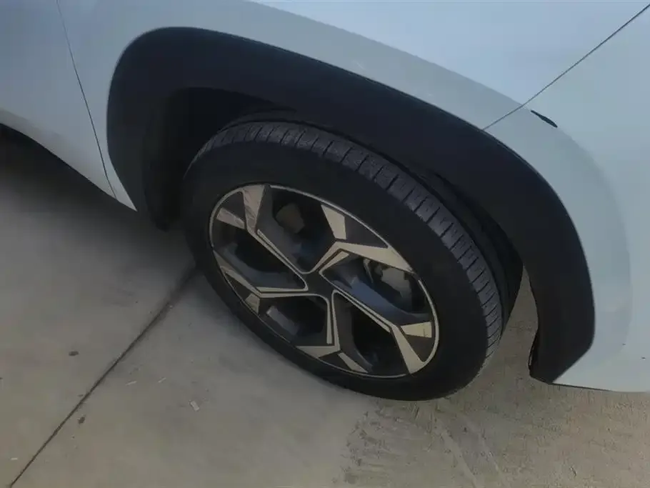 Geely Boyue L 2024 из CN, фото 6