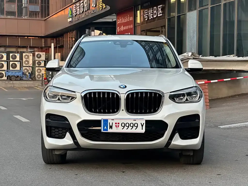BMW X3 2021 из CN, фото 2