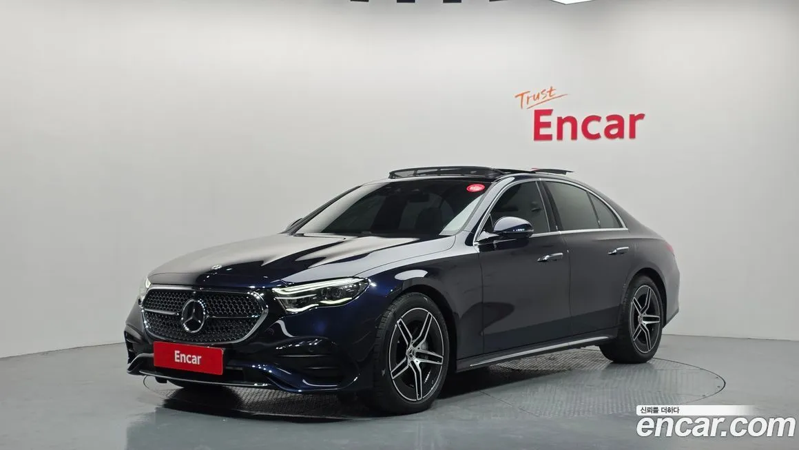 Mercedes-Benz E-Class — фото 1