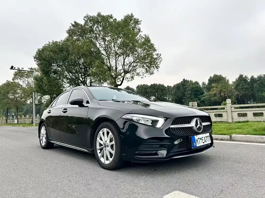 Mercedes-Benz A-Class — фото 1