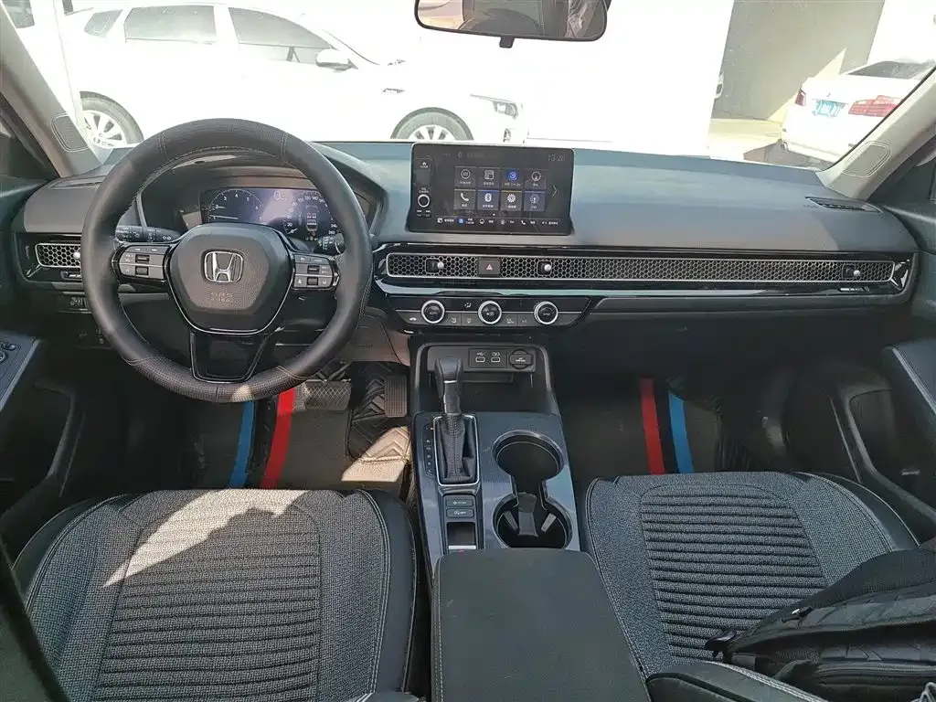 Honda Civic 2024 из CN, фото 10