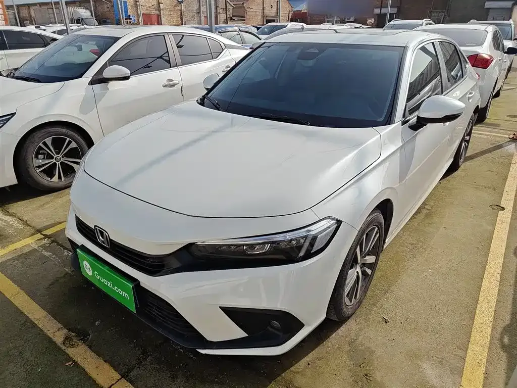 Honda Civic 2024 из CN, фото 2